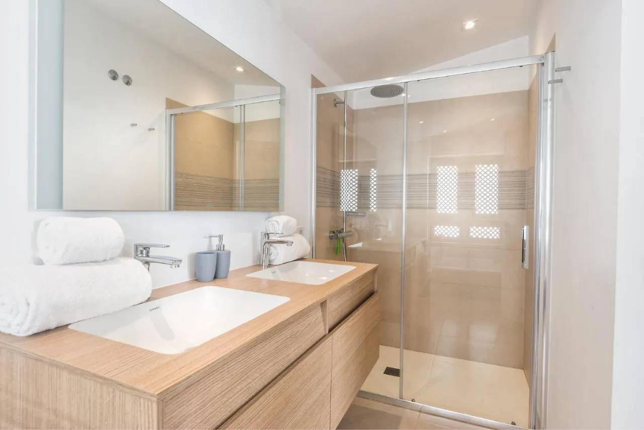 Vakantiehuis Colinas-Tahona 3,3 Penthouse Pool View & Jacuzzi Villa Palm-mar